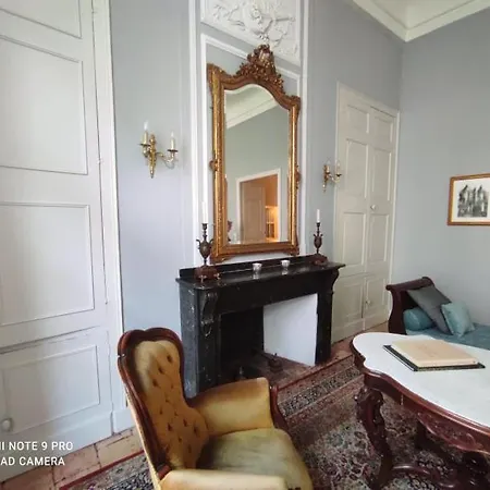 Apartment La Barbes *