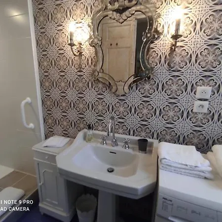 Apartment La Barbes *