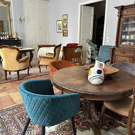 Le Logis Barbes Lägenhet *